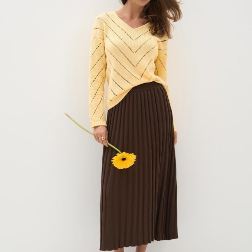 Soft Cotton Sweater Elegant Knit Top Spring Fashion