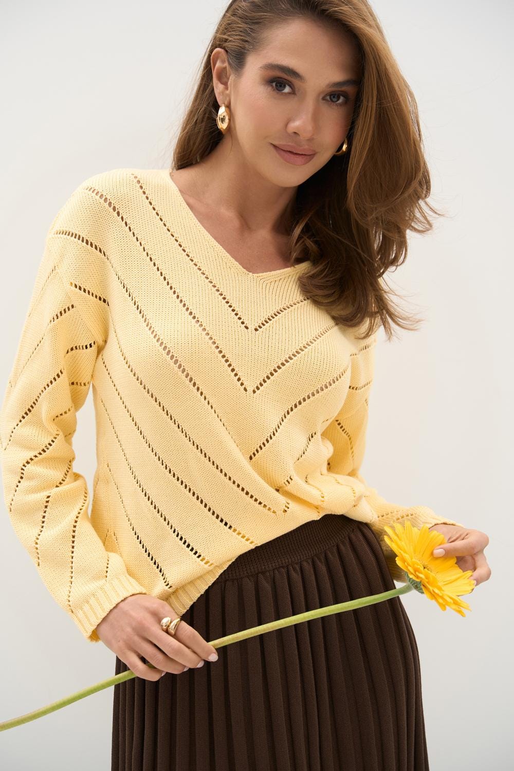 Soft Cotton Sweater Elegant Knit Top Spring Fashion